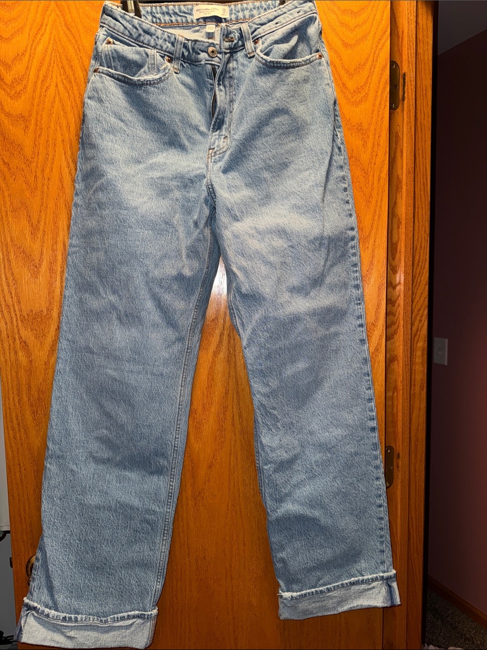 Abercrombie & Fitch Light Blue 90s relaxed Jeans